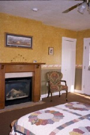 The Feathered Star Bed And Breakfast Carlsville Exterior foto